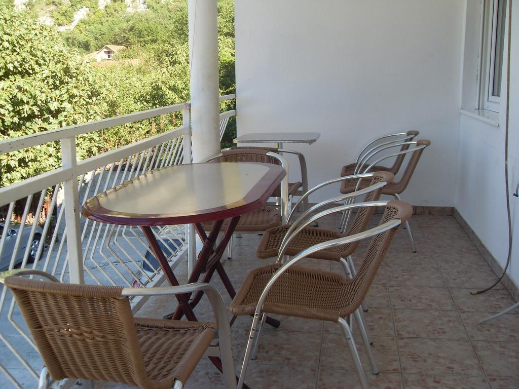 Guest House Sandra Kotor Oda fotoğraf