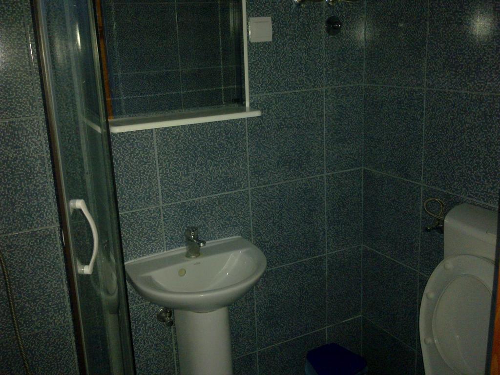 Guest House Sandra Kotor Oda fotoğraf