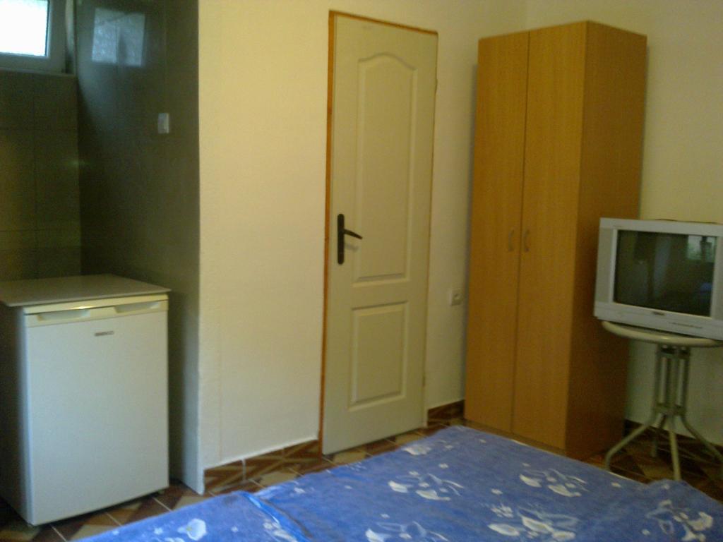 Guest House Sandra Kotor Oda fotoğraf