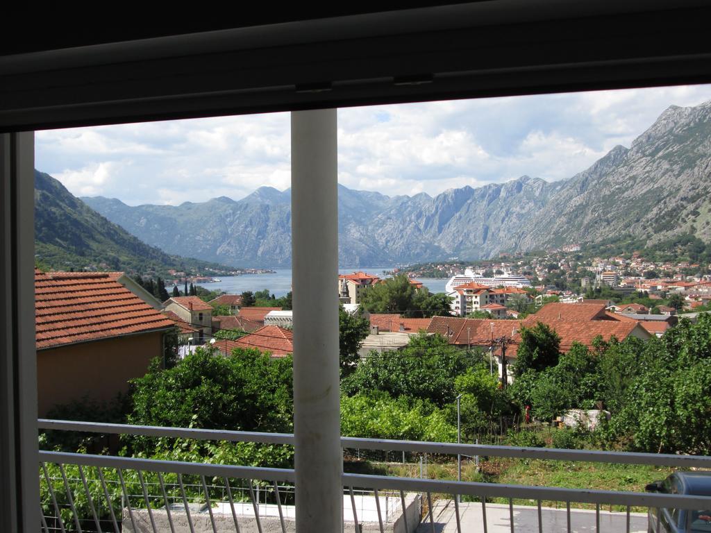 Guest House Sandra Kotor Oda fotoğraf