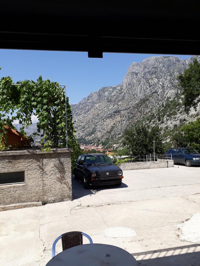 Guest House Sandra Kotor Dış mekan fotoğraf