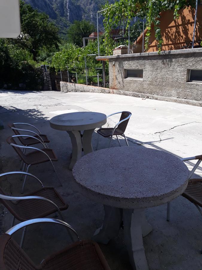 Guest House Sandra Kotor Dış mekan fotoğraf